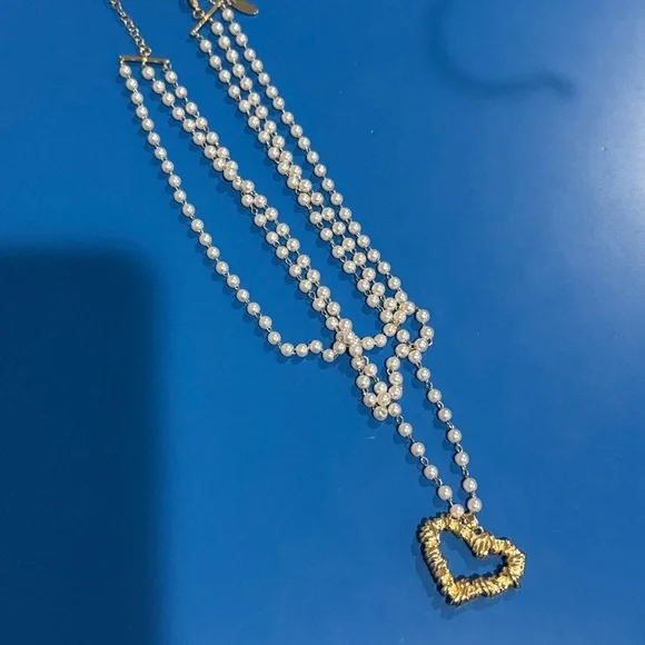 Anthropologie Gold and Cream Heart Necklace - Picture 2 of 2